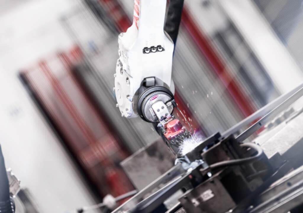 Robot machine working